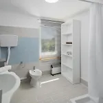 Cozy In With Wifi بيت للعطل